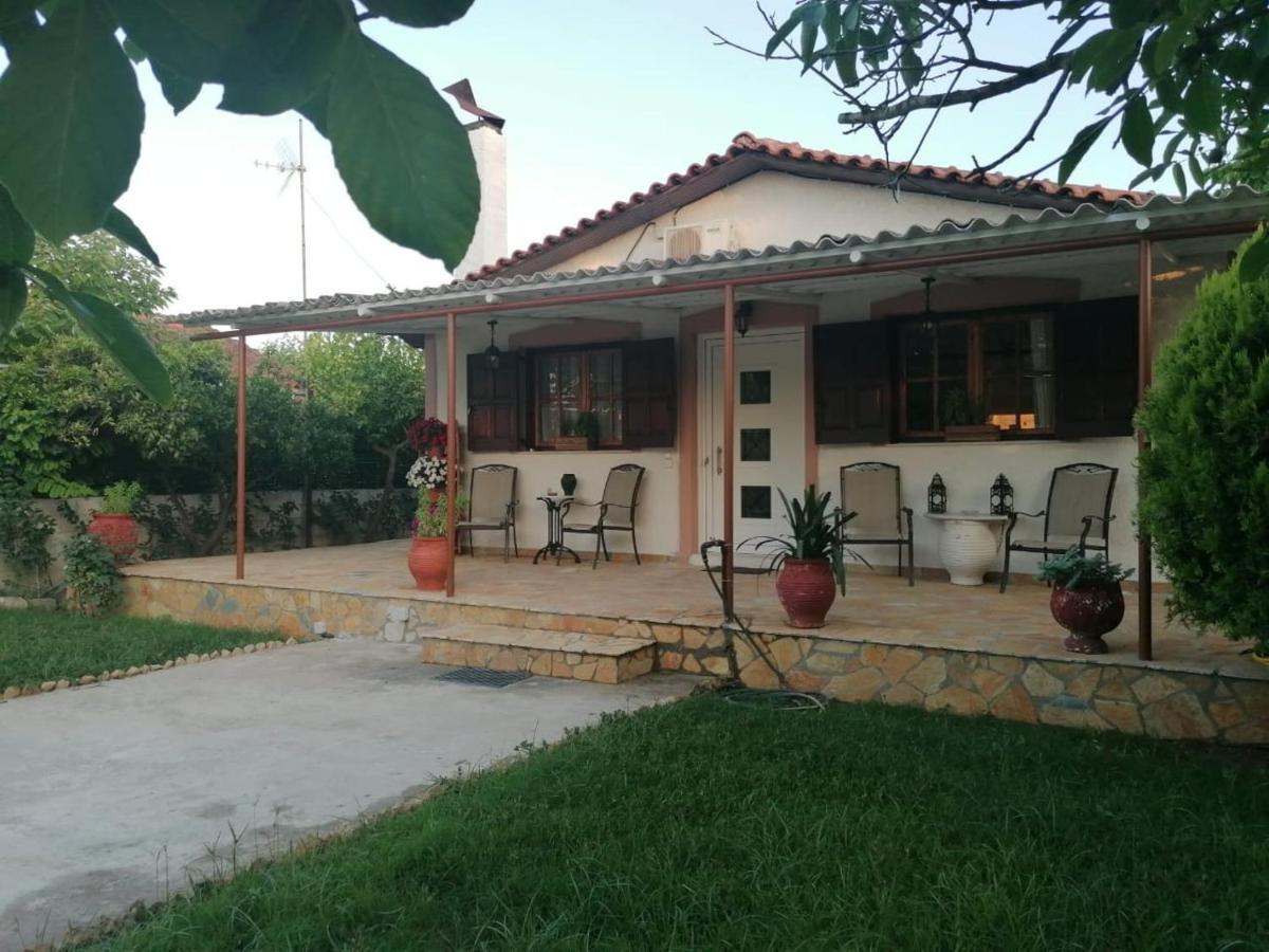 Tota'S Family House, 4 Min Walk To The Beach Levendokhorion Екстер'єр фото
