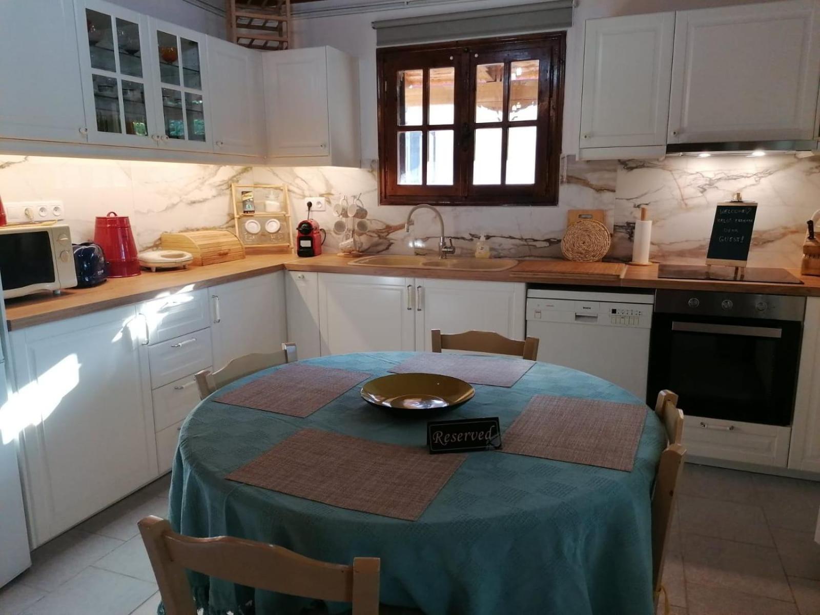 Tota'S Family House, 4 Min Walk To The Beach Levendokhorion Екстер'єр фото